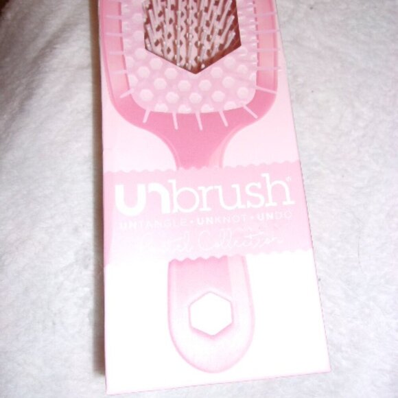 UNbrush Detangler Hair Brush Pastel Collection - Picture 3 of 5